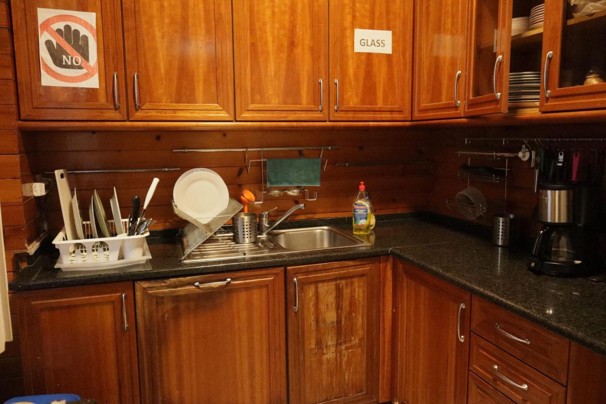 White House Hostel
